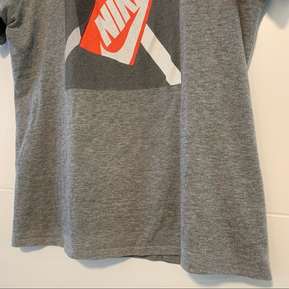Nike | Graphic Tee Shirt - Picture 6 of 11